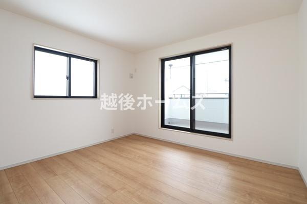 �m�� �y���Ў{�H��z�e�m���͂Q�ʍ̌��݌v�A��������⊷�C�ɂ��z��������ԂɂȂ��Ă��܂��B