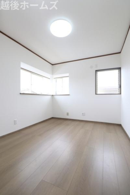 �m�� �e�m���͂Q�ʍ̌��݌v�A��������⊷�C�ɂ��z��������ԂɂȂ��Ă��܂��B