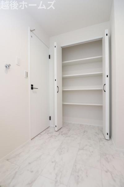 ���̑����� ���ʏ��ɂ͕֗��Ȏ��[�I�����I