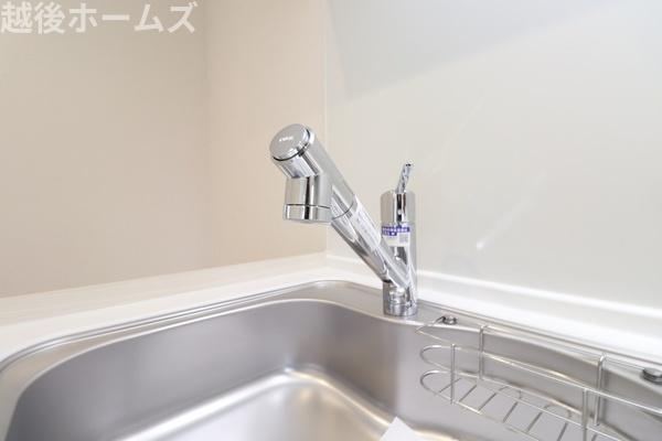 ���̑� �֌��̐�[�ɏ򐅊������B�ꏊ���Ƃ�Ȃ�����I�ȏ򐅊�ł��B�܂��A�򐅊킲�ƃz�[�X�������o���܂��B�J�[�g���b�W�������ȒP�B