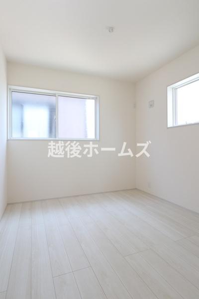 �m�� �y���Ў{�H��z�e�m���͂Q�ʍ̌��݌v�A��������⊷�C�ɂ��z��������ԂɂȂ��Ă��܂��B