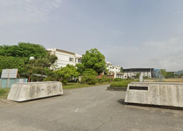 ���ӊ� �y���w�Z�z����s������쏬�w�Z�F1218m