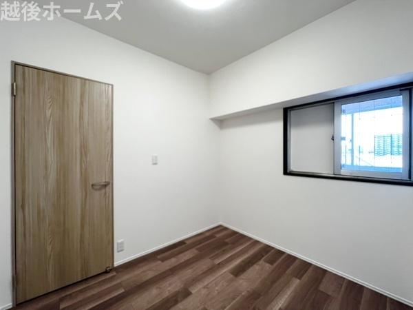 �m�� ���q�l�̂������ɂ����x�����X�y�[�X��