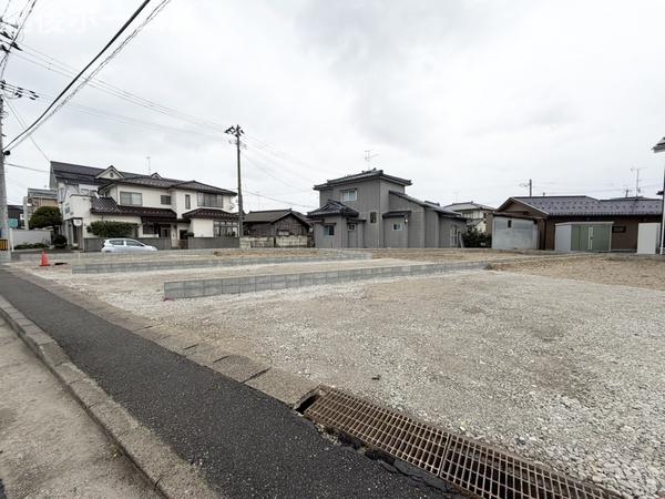 ���n�O�ώʐ^ �y�������y���j�����ł����ē��������܂��I���C�y�ɂ��⍇�����������I�z
���⍇���͓d�b�E���[���E�k�h�m�d�ŊȒP�\��