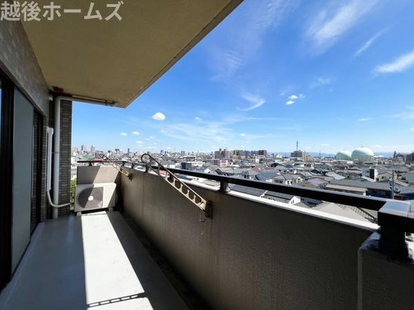 �o���R�j�[ -