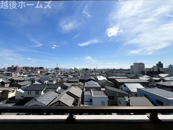 �Z�˂���̒��]�ʐ^ -