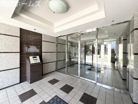 �G���g�����X -