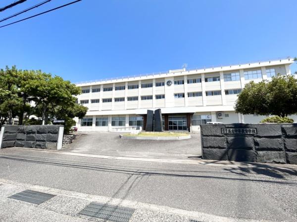 ���ӊ� �y���w�Z�z�V���s�����u��������w�Z�F1121m