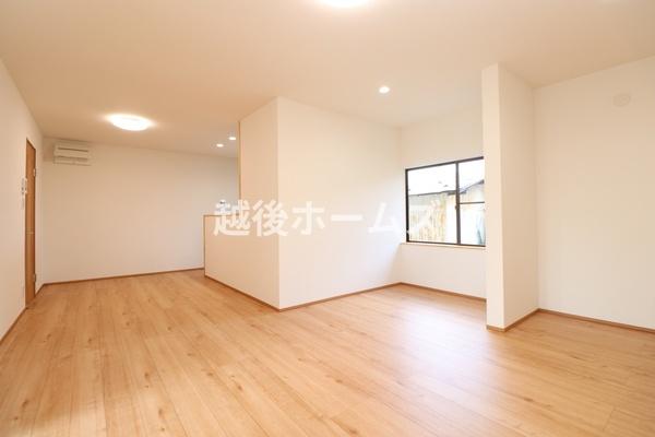 ���r���O �Ƒ��c���̎��Ԃ��߂�����L�X�������r���O�_�C�j���O��