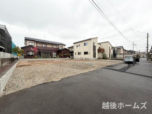 �O�ʓ��H�܂ތ��n�ʐ^ �����̓��������ʕ��E�d�l�ݔ��₨�����̑傫���̔�r�A�ߗׁE���ӊ��⒬���݂ȂǁA�����ł͂킩��Ȃ���񂪂������񂠂�܂��B���񌻒n�ɂĂ��m�F���������B