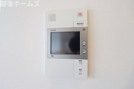 ���̑� �h�Ƒ΍�ɗD�ꂽTV���j�^�[�t���C���^�[�z���ŗ��q�҂̊m�F���ł��܂��B