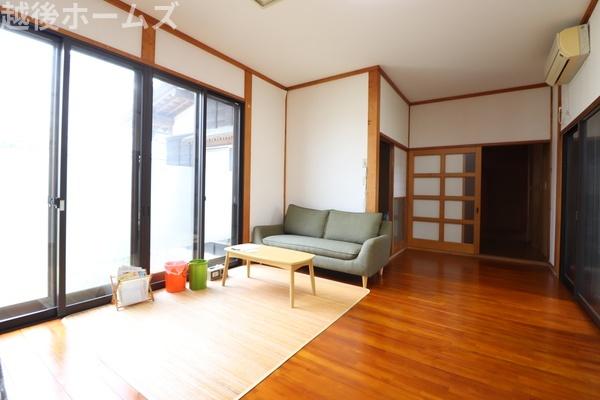 ���n�O�ώʐ^ �Ƒ��c���̎��Ԃ��߂�����L�X�������r���O�_�C�j���O