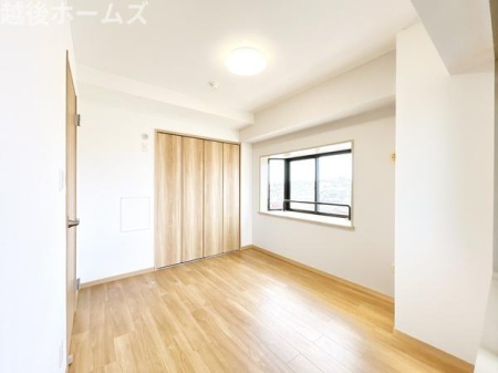 �m�� ���q�l�̂������ɂ����x�����X�y�[�X��