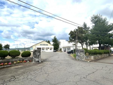 ���ӊ� �y���w�Z�z�����s�����쒆�w�Z�F745m