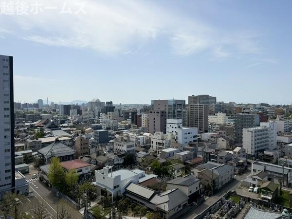 �Z�˂���̒��]�ʐ^ -