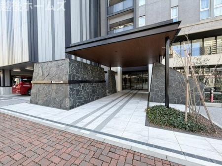 �G���g�����X -