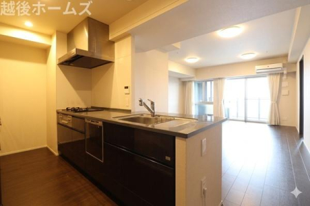 �L�b�`�� �H��@��򐅊�A�֗��ȃp���g���[�����̃V�X�e���L�b�`���B