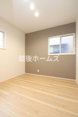 �m�� �e�m���͂Q�ʍ̌��݌v�A��������⊷�C�ɂ��z��������ԂɂȂ��Ă��܂��B