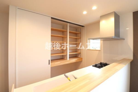 ���[ �y���Ў{�H��z�L�b�`�����ɂ͔��t���̎��[�I��p���g���[�����I
�H�킾���łȂ��A���p�i�Ȃǂ̃X�g�b�N�̎��[�ɂ��ƂĂ��֗��ł���