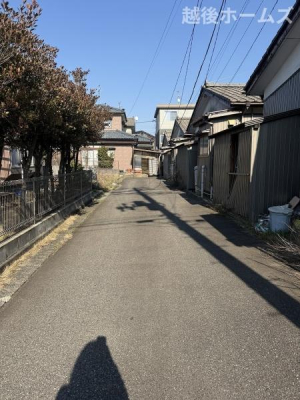 �O�ʓ��H�܂ތ��n�ʐ^ -