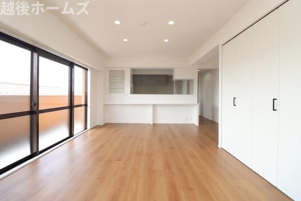 ���n�O�ώʐ^ �Ƒ��c���̎��Ԃ��߂�����L�X�������r���O�_�C�j���O