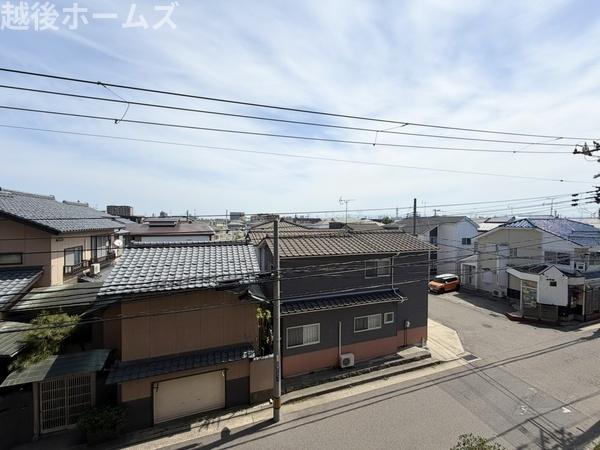 �Z�˂���̒��]�ʐ^ -