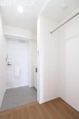 ���� ���ւɂ͑�e�ʂ̃V���[�Y�{�b�N�X���̗p�I