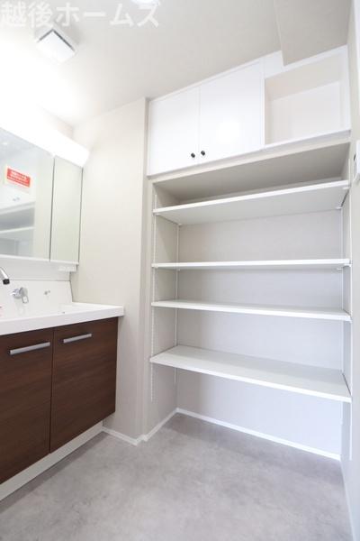 ���ʑ�E���ʏ� ���[���[�����Ă�����ʏ��I