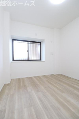 �m�� �V���v���ȗm���Ȃ̂ŉƋ�Ȃǂ̃C���e���A�Ƃ��}�b�`���Ă�����ꊴ���o���₷���A�g�̉��̐��������₷���ł��ˁ�