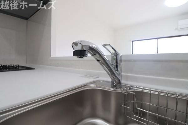 ���̑� �֌��̐�[�ɏ򐅊������B�ꏊ���Ƃ�Ȃ�����I�ȏ򐅊�ł��B�܂��A�򐅊킲�ƃz�[�X�������o���܂��B�J�[�g���b�W�������ȒP�B