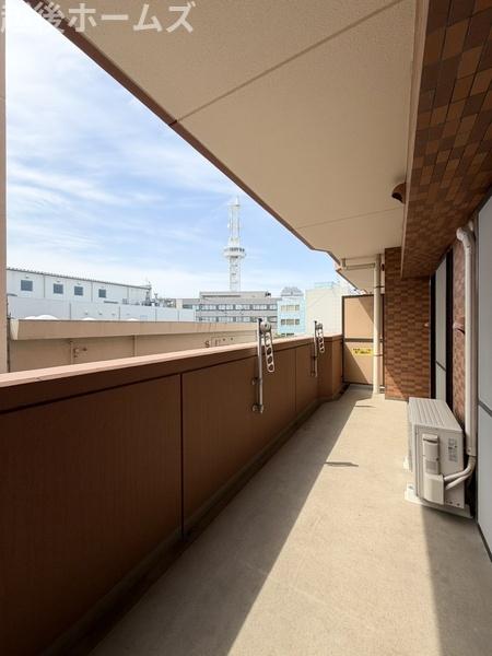 �o���R�j�[ -