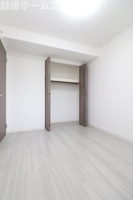 �m�� �S���ɃN���[�[�b�g�����A���[���L�x�Ŏg���₷���Ԏ��ɂȂ��Ă��܂�