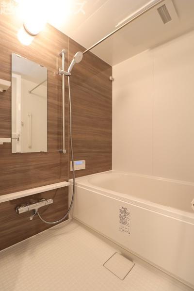 ���� �P���̔�ꂪ�������L�X�Ƃ������j�b�g�o�X�ł��I