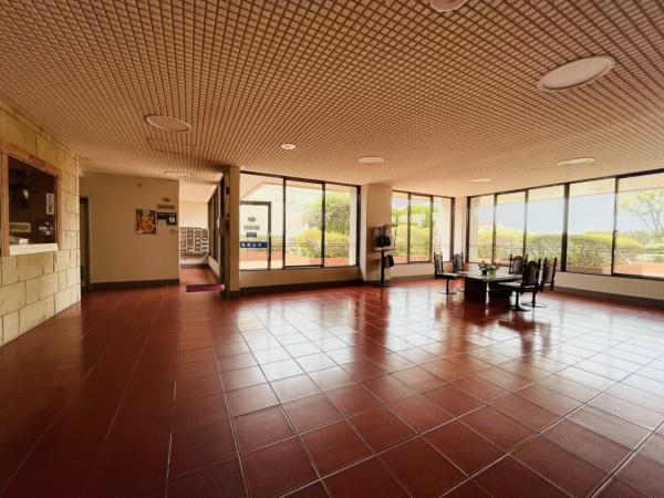 �G���g�����X -