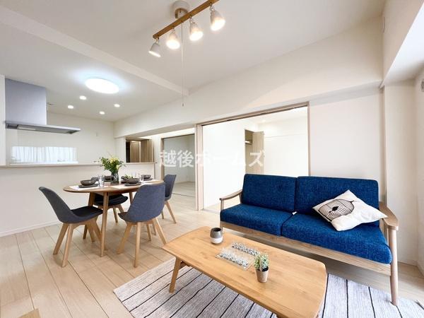 ���r���O �y���Ў{�H��z�Ƒ��c���̎��Ԃ��߂�����L�X�������r���O�_�C�j���O