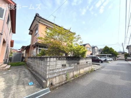 �O�ʓ��H�܂ތ��n�ʐ^ �ߗׁE���ӊ��⒬���݂ȂǁA�����ł͂킩��Ȃ���񂪂������񂠂�܂��B���񌻒n�ɂĂ��m�F���������B