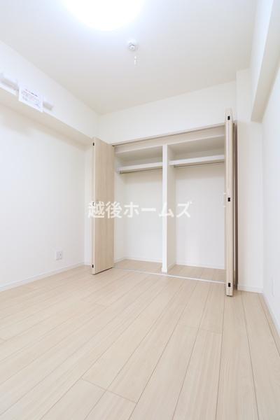 �m�� �y���Ў{�H��z�S���ɃN���[�[�b�g�����A���[���L�x�Ŏg���₷���Ԏ��ɂȂ��Ă��܂�