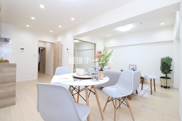 ���r���O �y���Ў{�H��z�Ƒ��c���̎��Ԃ��߂�����L�X�������r���O�_�C�j���O