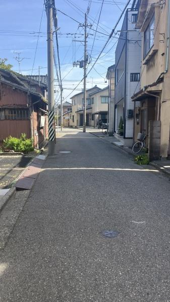 �O�ʓ��H�܂ތ��n�ʐ^ -