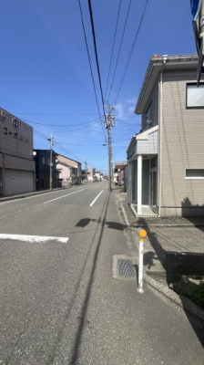 �O�ʓ��H�܂ތ��n�ʐ^ -