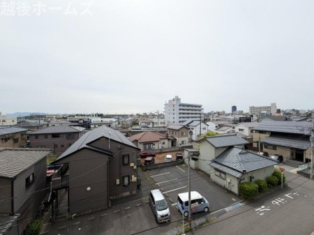 �Z�˂���̒��]�ʐ^ -