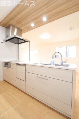 �L�b�`�� �y���Ў{�H��z�R���^�C�v�̃L�b�`���͎��[���L�x�I
�����̂��|�������₷���݌v�ɂȂ��Ă��܂�