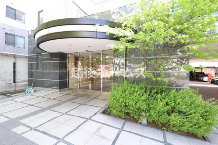 �G���g�����X -