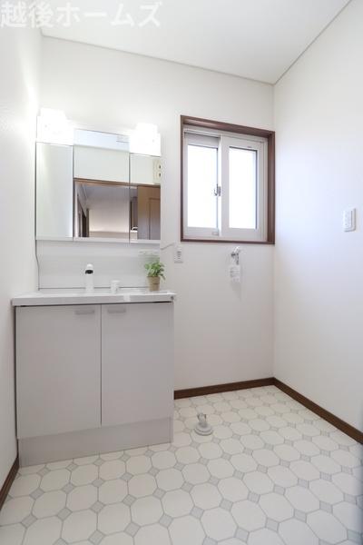 ���ʑ�E���ʏ� �R�ʋ��̃V�����v�[�h���b�T�[�͎��[�[���I
���̂��x�x���y�X�ł��܂��ˁB