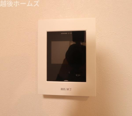���̑� �h�Ƒ΍�ɗD�ꂽTV���j�^�[�t���C���^�[�z���ŗ��q�҂̊m�F���ł��܂��B