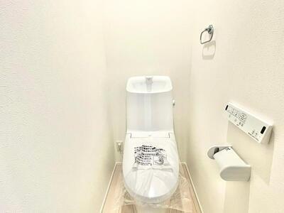�g�C�� �y���Ў{�H����z���������E���K�ȉ��������g�C��
