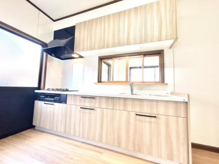 �L�b�`�� ����������������L�b�`���𖾂邭�Ƃ炵�Ă���܂���