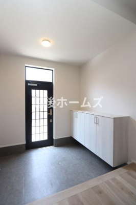 ���� �g���₷���V���[�Y�{�b�N�X�����̖��邢����