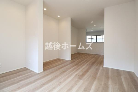 ���r���O �Ƒ��c���̎��Ԃ��߂�����L�X�������r���O�_�C�j���O��