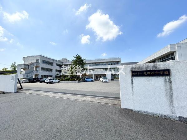 ���ӊ� �y���w�Z�z�V���s���T�c�����w�Z�F2940m